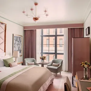 5* Hotel Barriere Fouquet's
