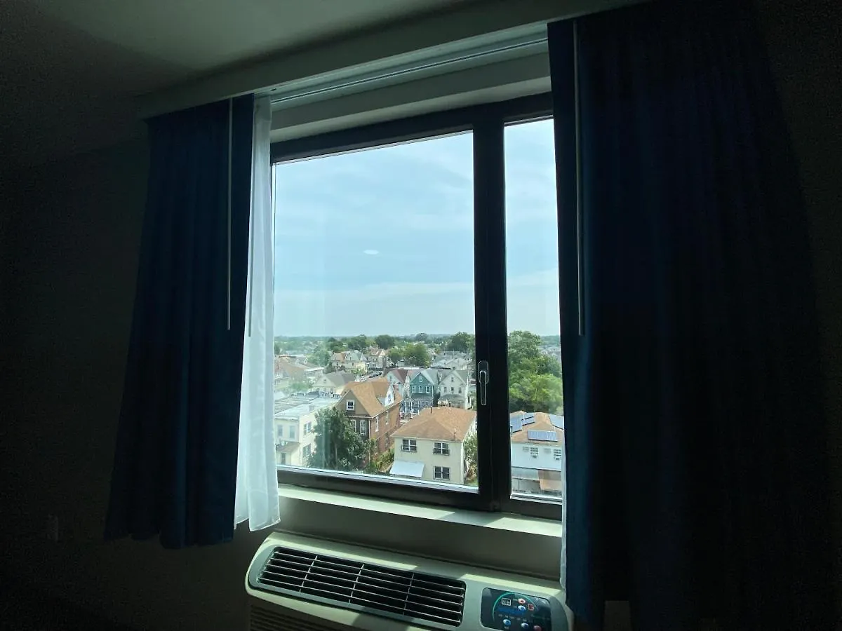Hotel Liberty Inn & Suites-Jfk Airport- La Guardia Airport New York